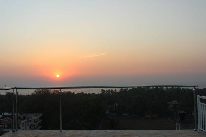 Hotel Silver Sands Serenity