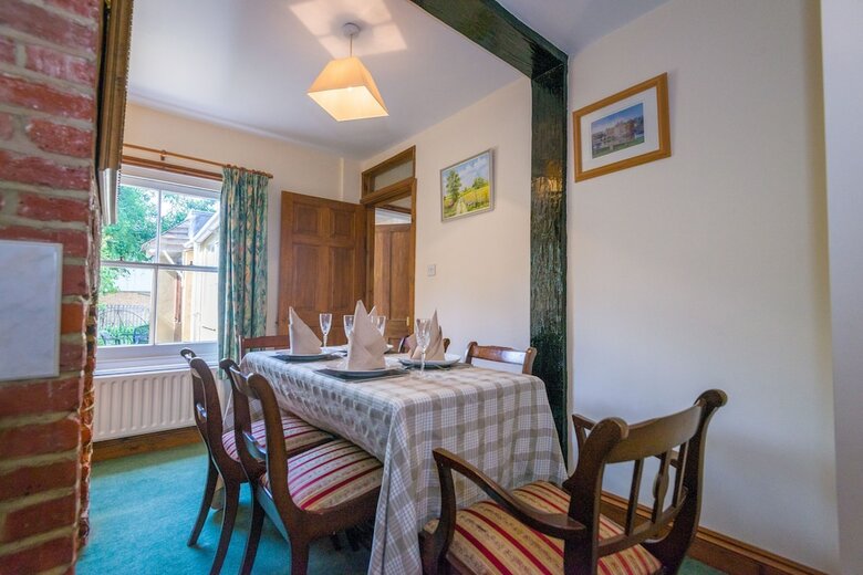 Homelea Cottage