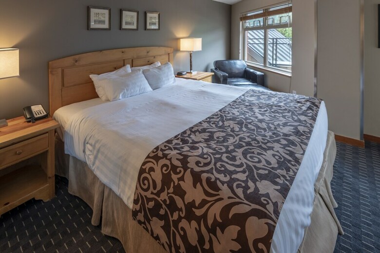 Lake Placid Lodge By Whiski Jack