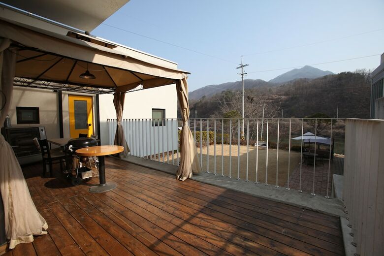 Noilriver Pension