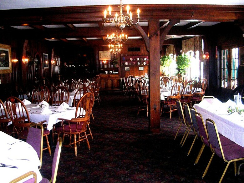 Posada Lamie's Inn And The Old Salt Restaurant