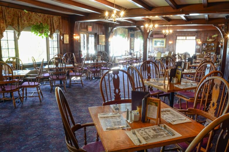 Posada Lamie's Inn And The Old Salt Restaurant