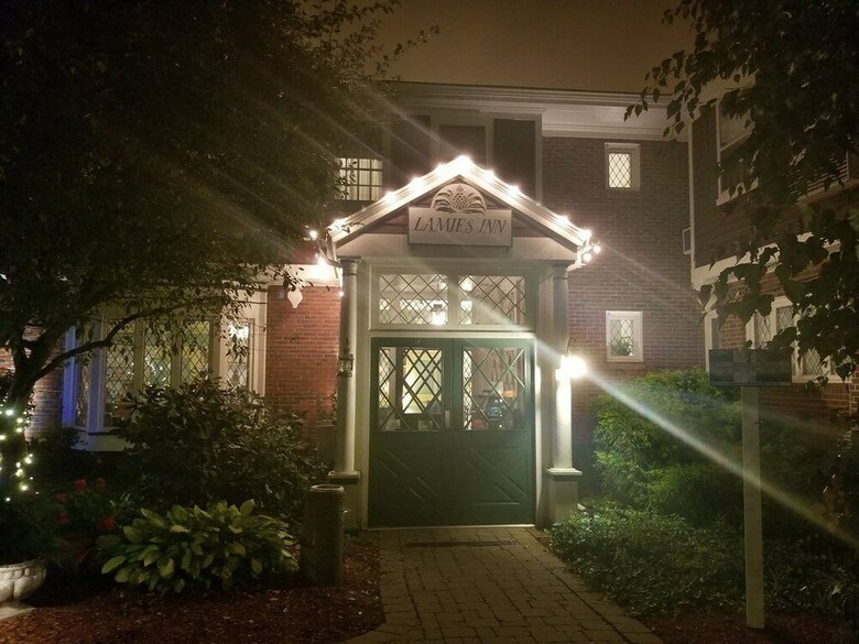 Posada Lamie's Inn And The Old Salt Restaurant