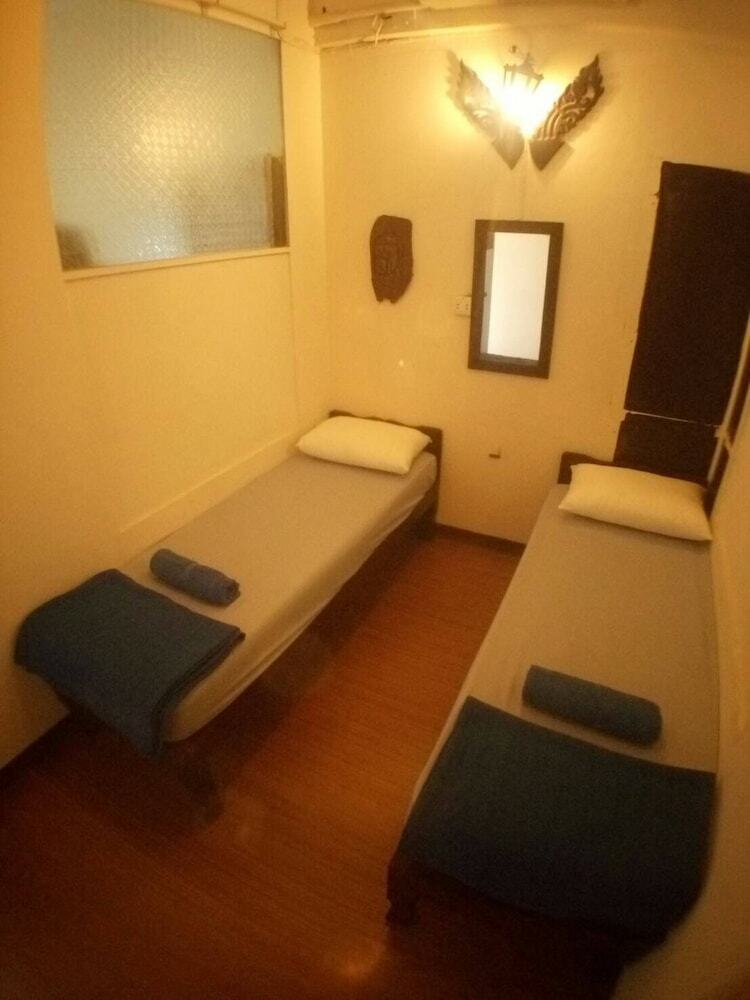 Hostal Yha Bangkok Downtown @ Station S3