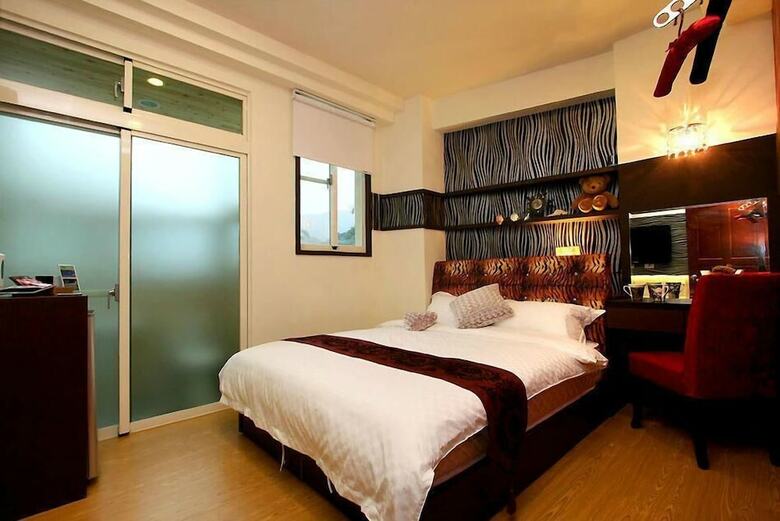 Lovers Hot Spring B&B