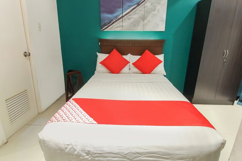 Oyo 105 Melbourne Suites Hotel