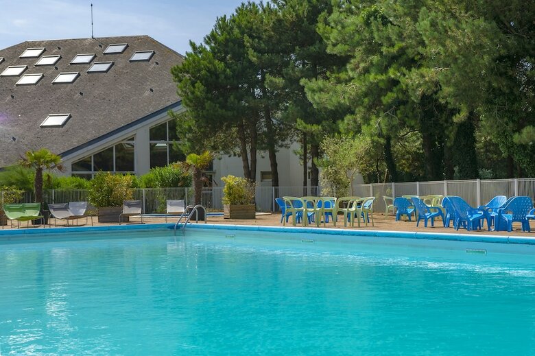 Village De Vacances Le S�n�quet
