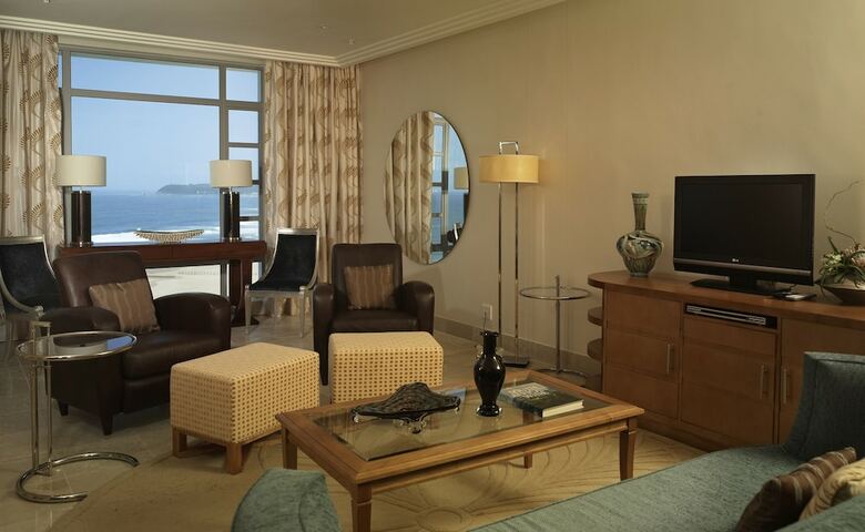Hotel Suncoast Sunsquare & Suncoast Towers
