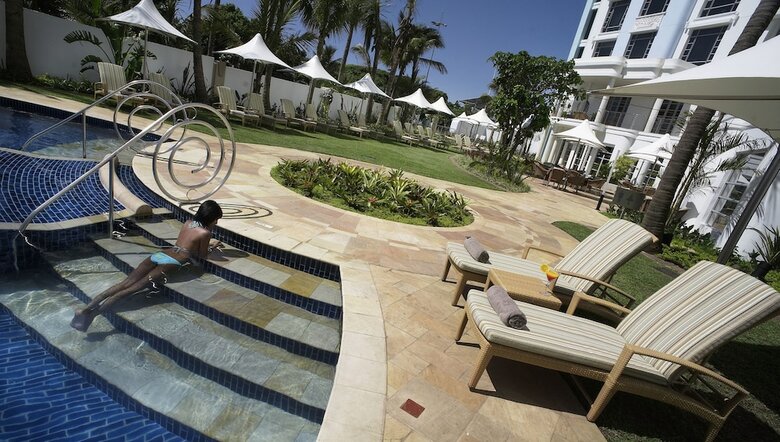 Hotel Suncoast Sunsquare & Suncoast Towers