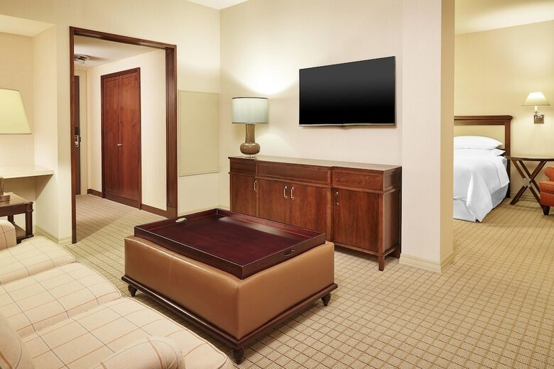 Sheraton Stonebriar Hotel