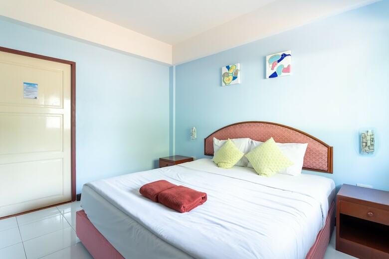 Thipurai Beach Hotel Annex