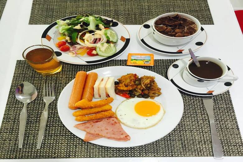 Top High Airport Link Hotel