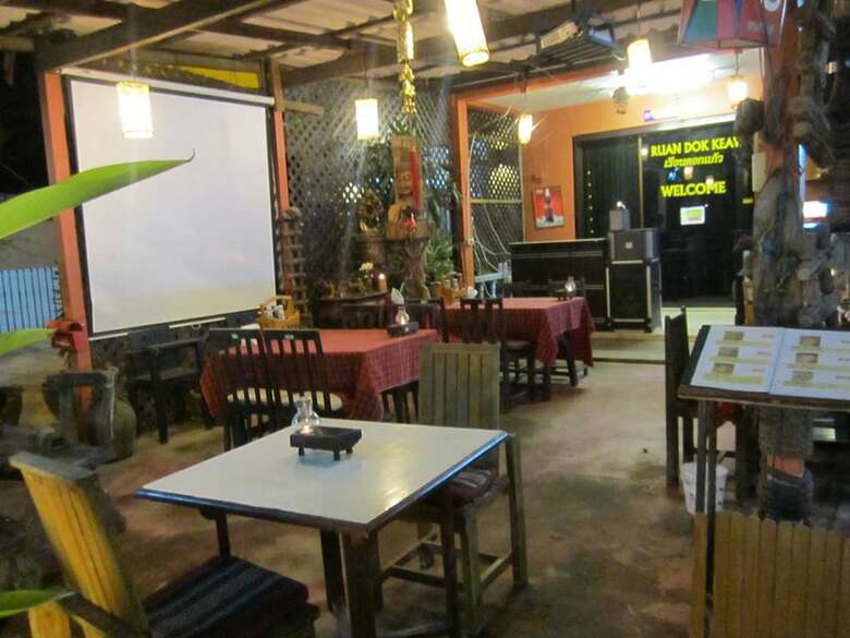 Hostal Phuket Airport Hostel And Homestay