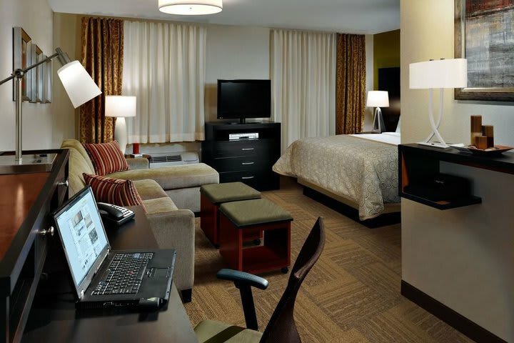 Hotel Staybridge Suites Lakeland West