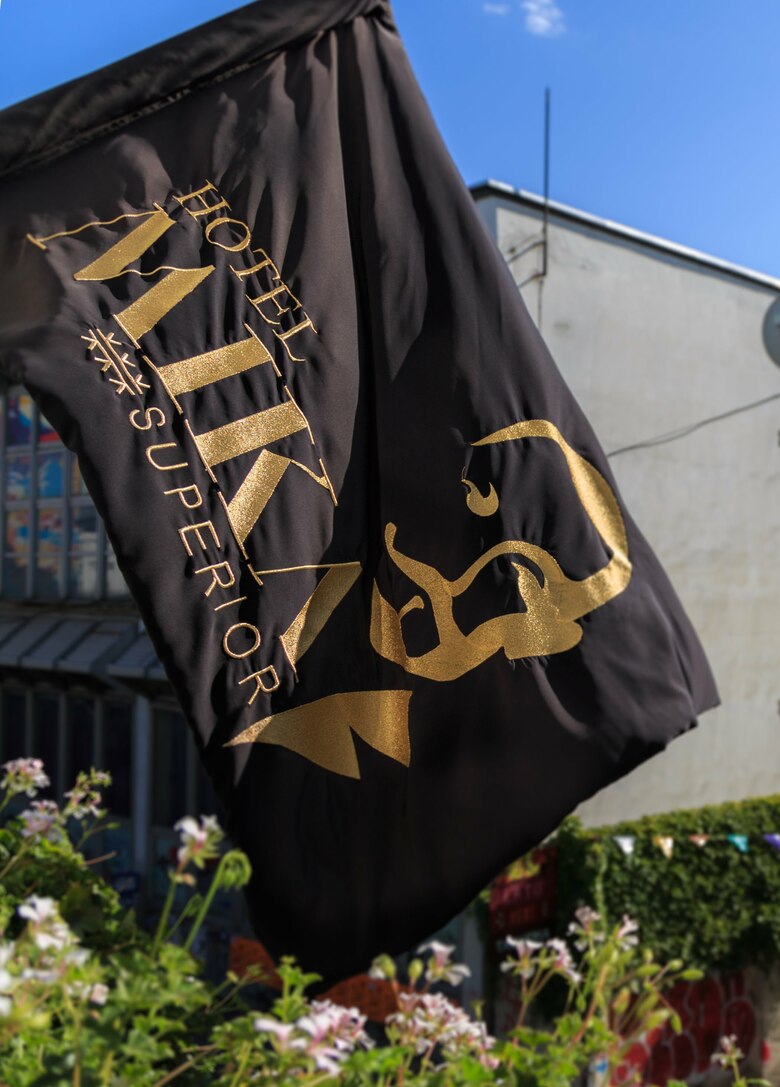 Hotel Mika Downtown