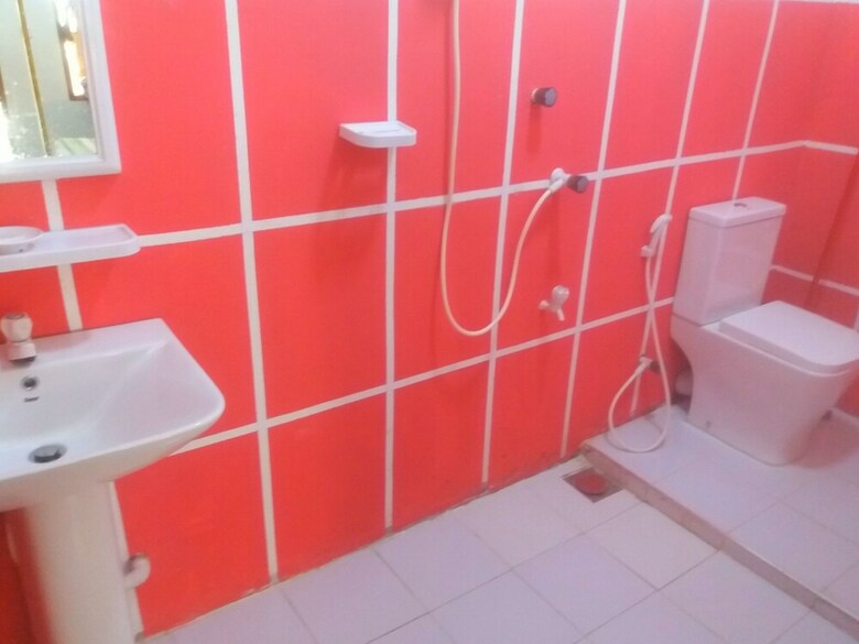 Beach Wave Hotel