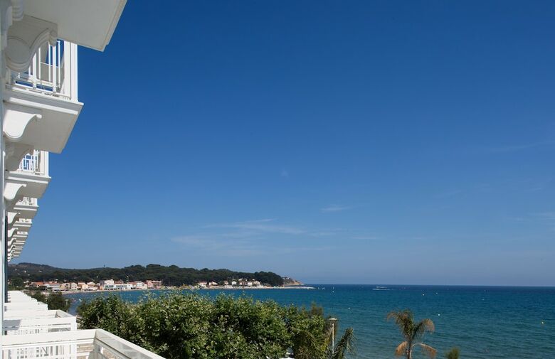 Grand Hotel Des Sablettes Plage, Curio Collection By Hilton