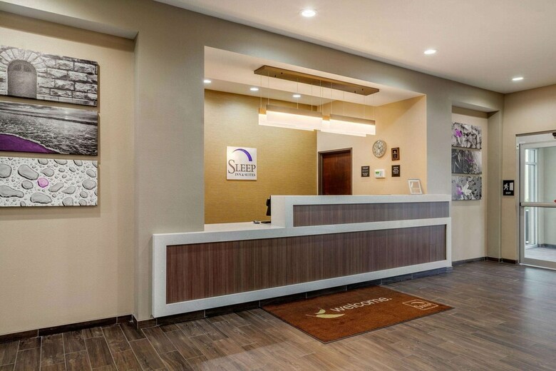 Hotel Sleep Inn & Suites Near Westchase