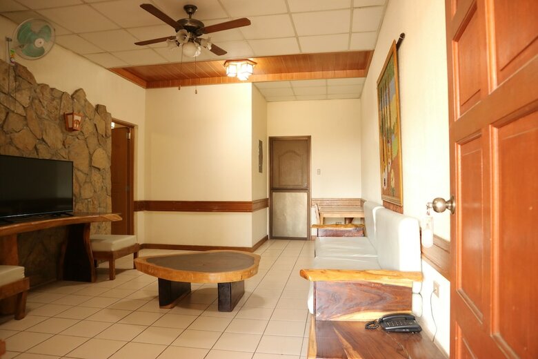 Puerto De San Juan Beach Resort Hotel