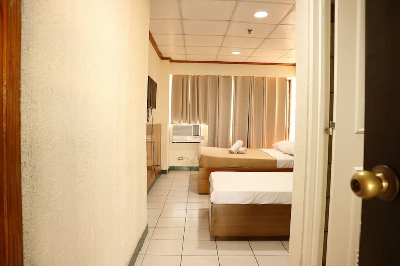 Puerto De San Juan Beach Resort Hotel