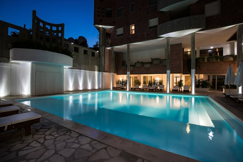 Hotel Seven Suite