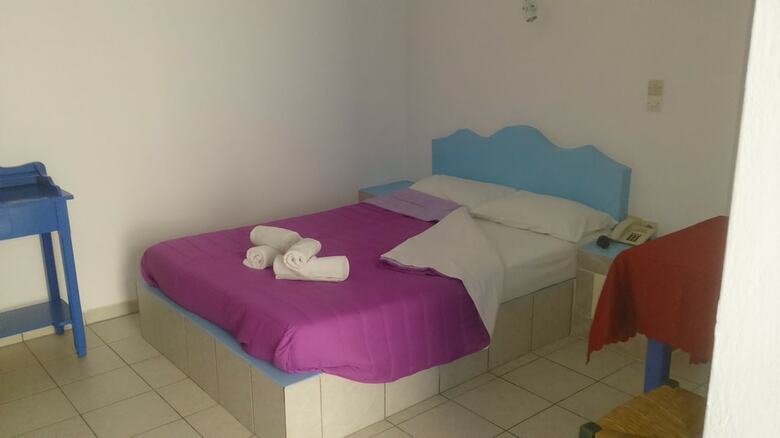 Studio Apartment Perivolos