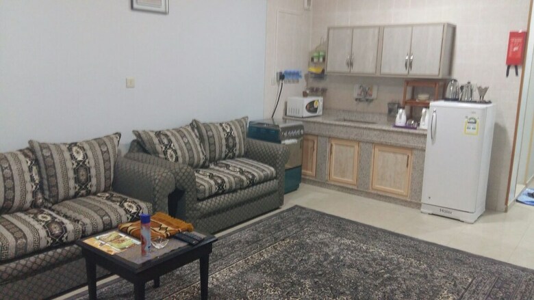 Al Eairy Furnished Apartments Al Ahsa 5