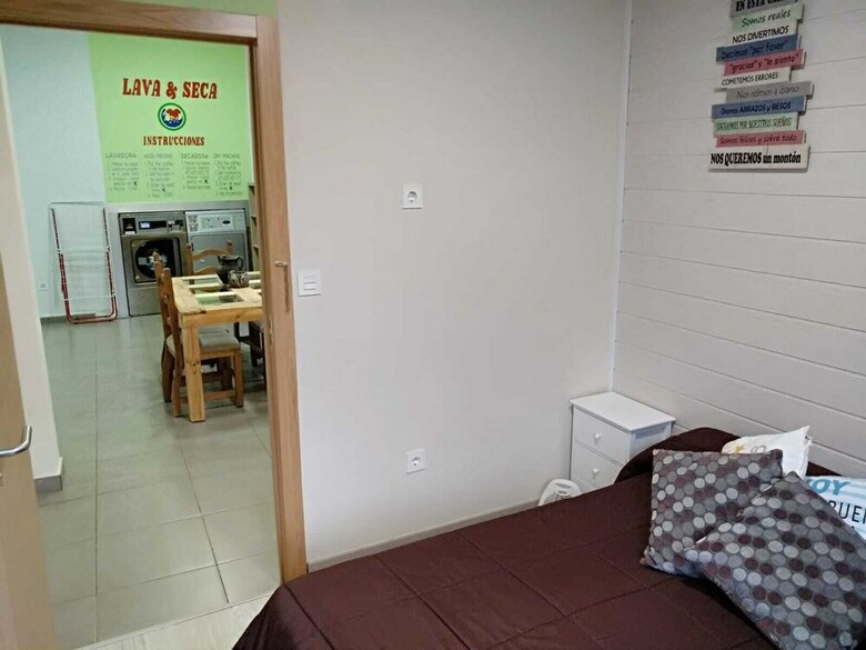 Hostal Albergue Barullo