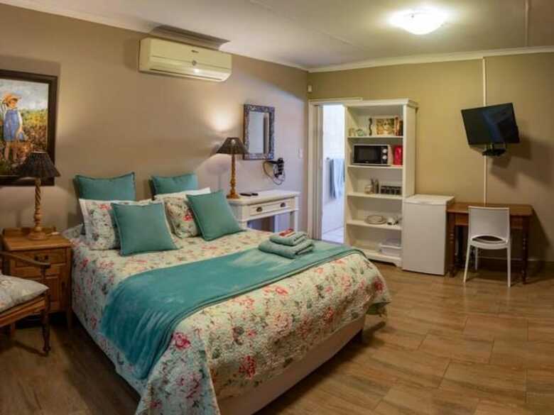 Hotel Melsetter Guest Room