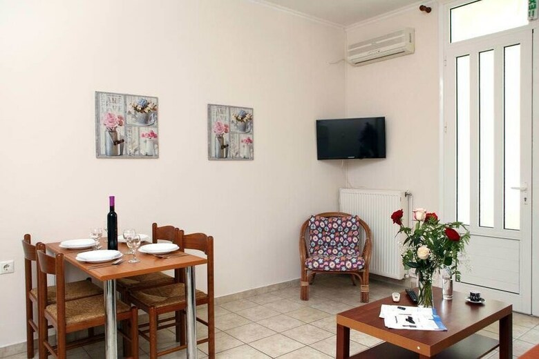 Hotel Apartments Avra