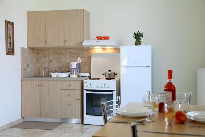 Hotel Apartments Avra