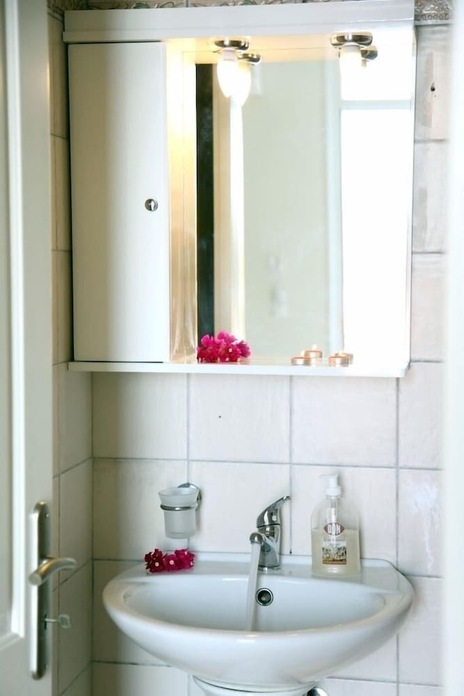 Hotel Apartments Avra