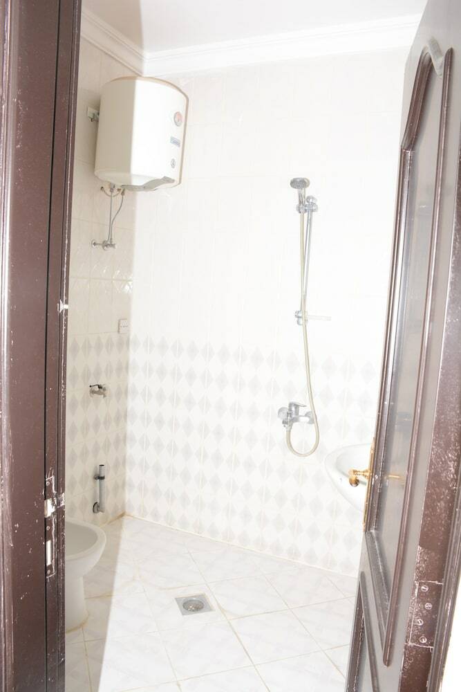 Apartamentos Al Eairy Furnished Apt Al Madinah 4