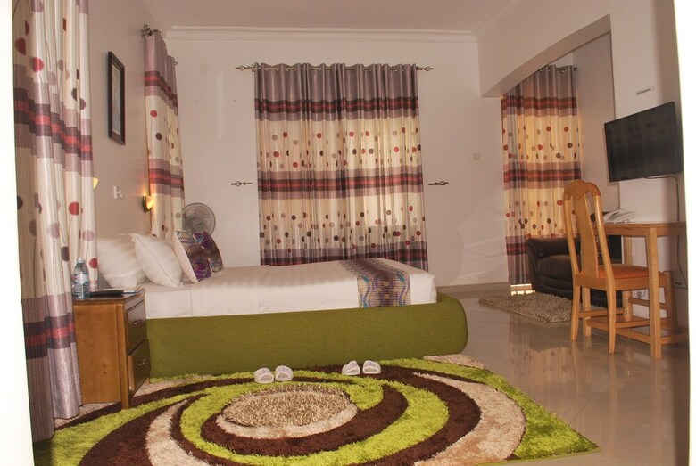 Mowicribs Hotel & Spa