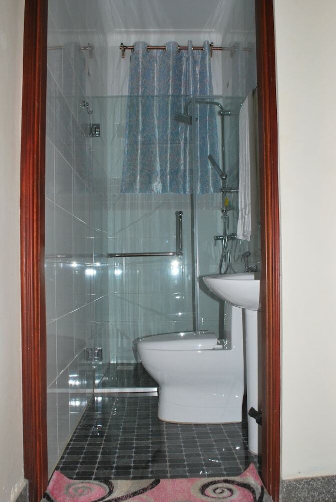 Mowicribs Hotel & Spa