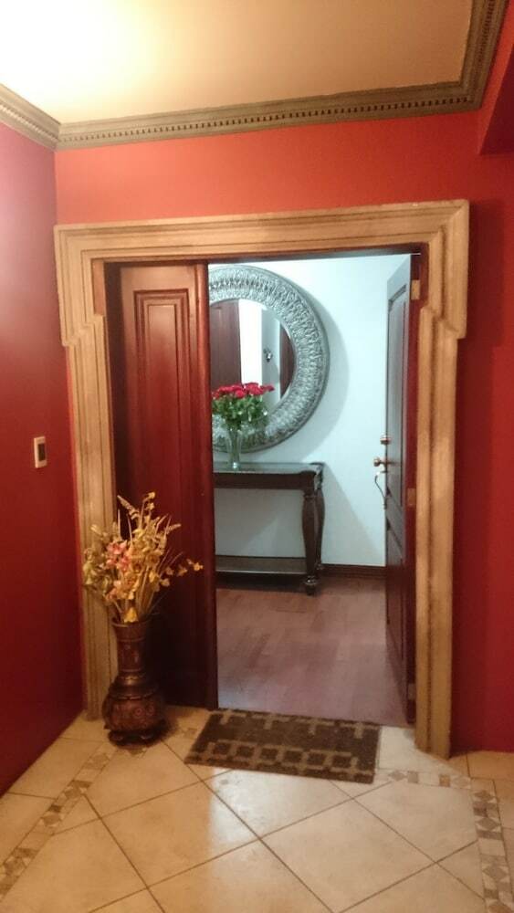 Jz Luxury Apartment La Carolina