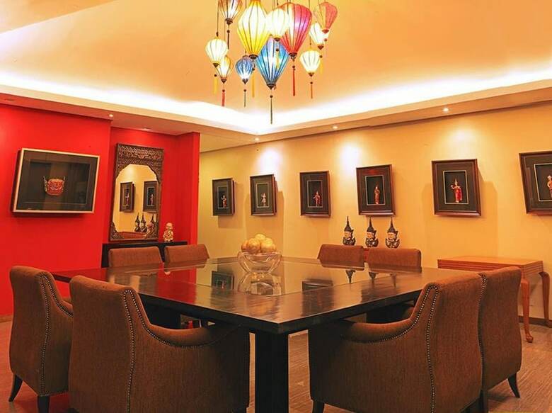 Bed & Breakfast The Oriental Luxury Suites Tagaytay