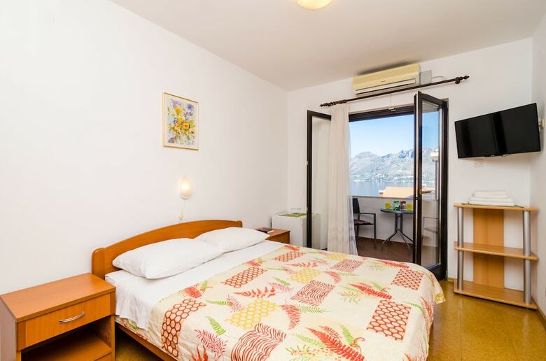 Hotel Cina Apartments