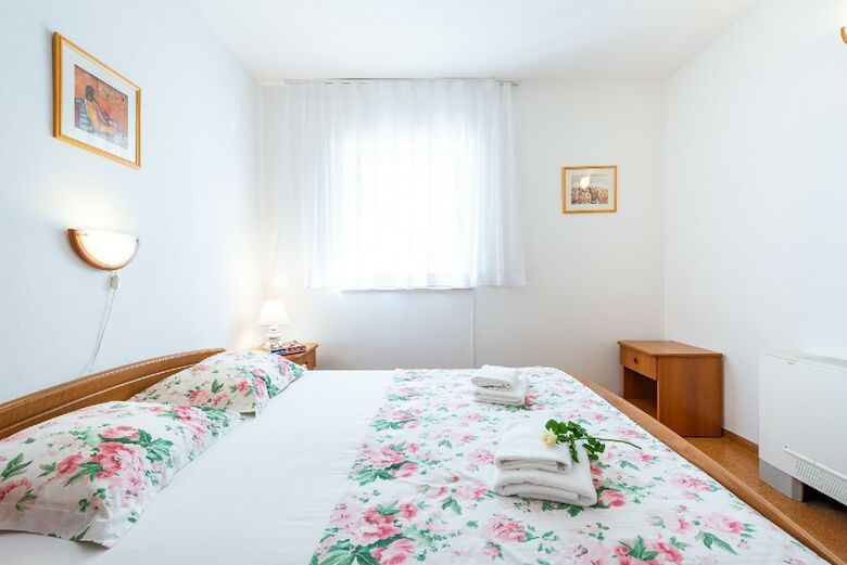 Hotel Cina Apartments