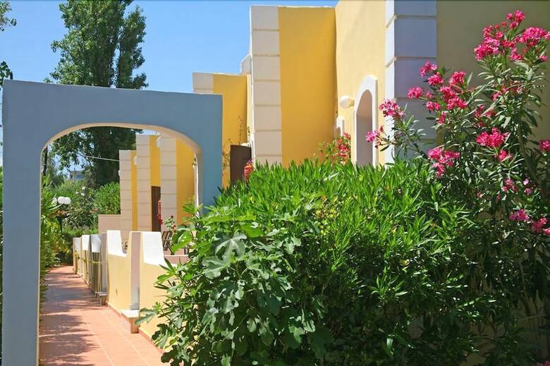Aparthotel Stavros Villas And Apartments