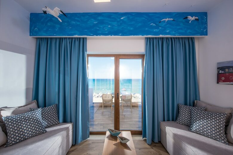 Hotel Yianna Caravel