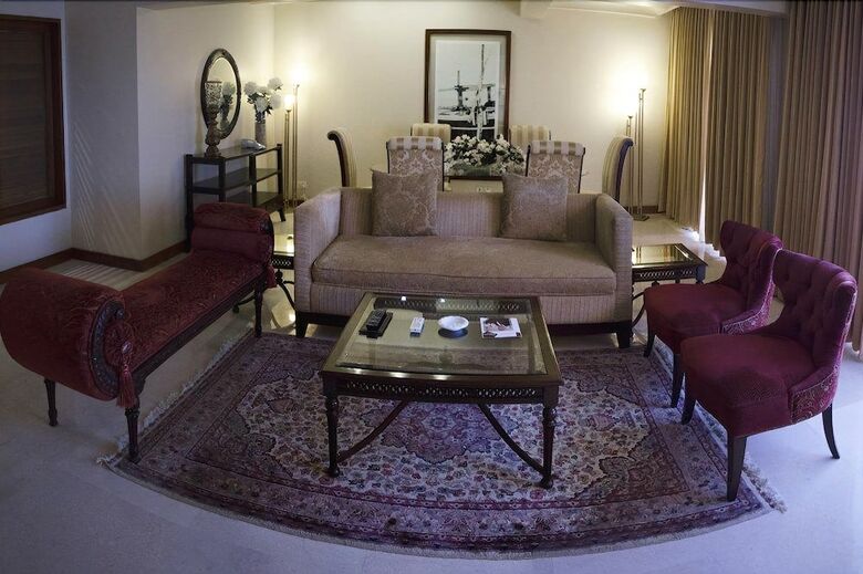 Zaver Pearl Continental Hotel Gwadar