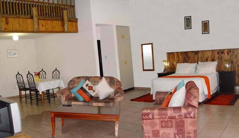 Hotel Esther's Lodge