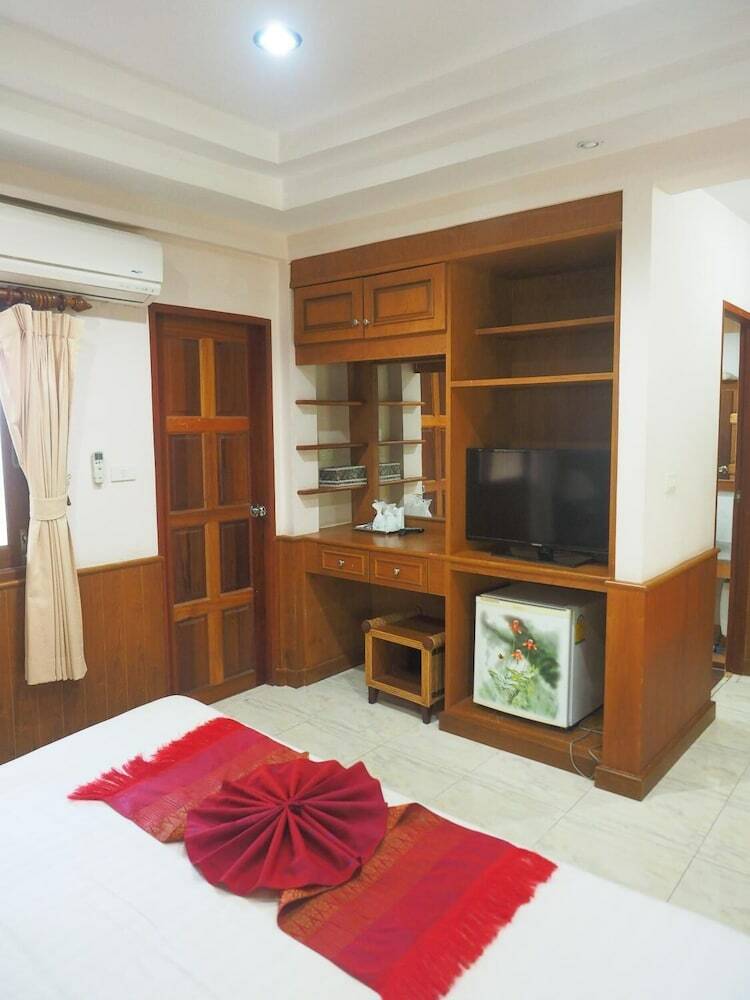 Hotel Suneast Bungalows