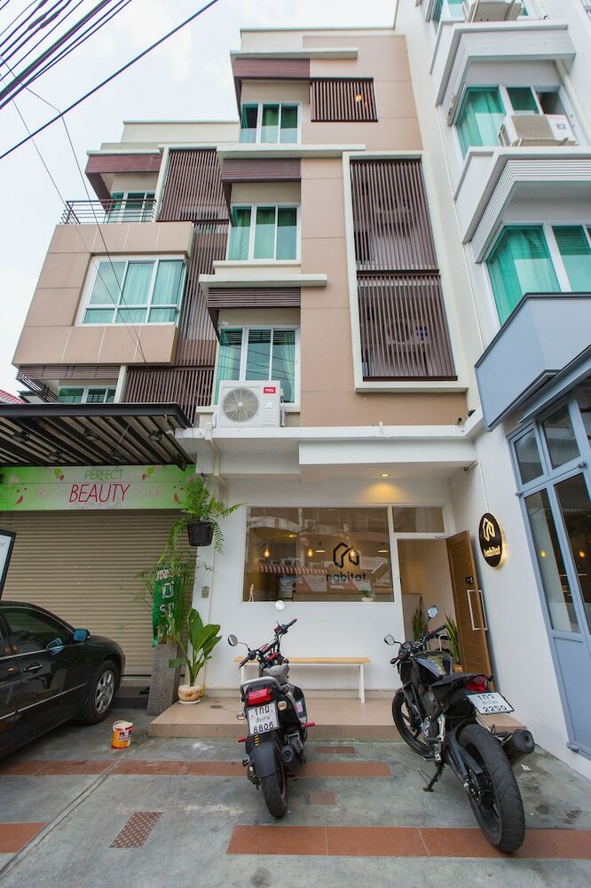 Habitat Hotel