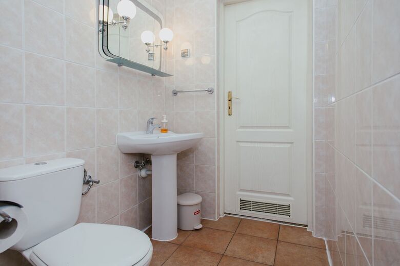 Apartamentos Lucka Rooms - Hey Jude B24.7