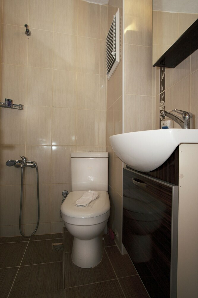 Yalcin Hotel