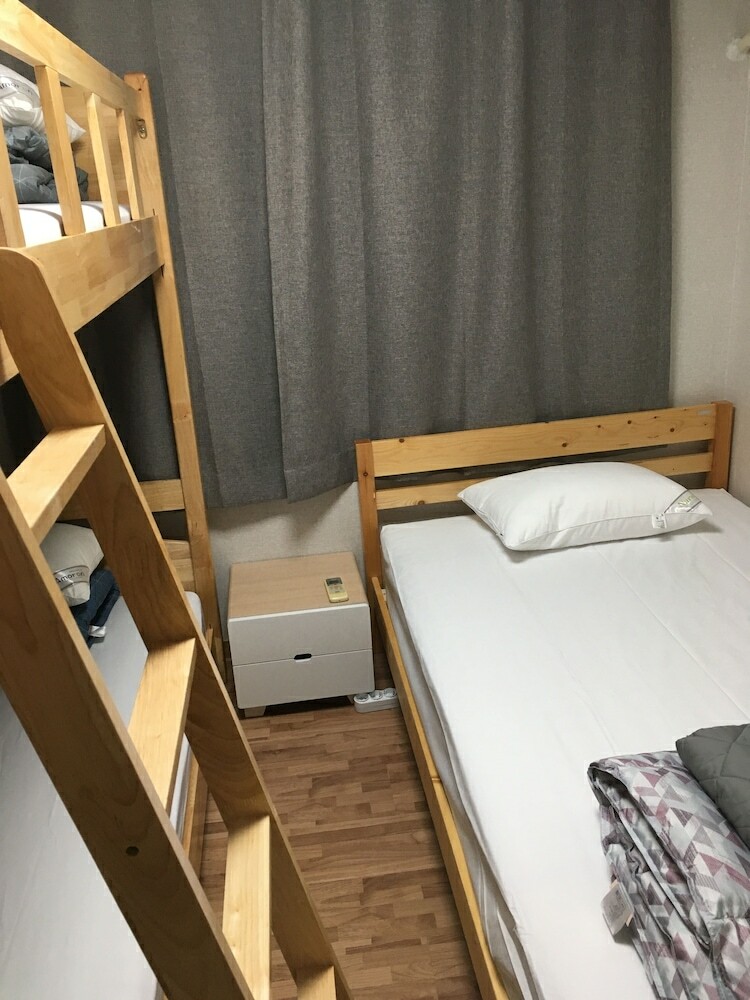 Hostal Guesthouse Ryuga - Hostel
