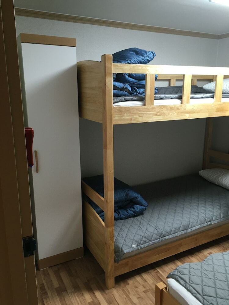 Hostal Guesthouse Ryuga - Hostel