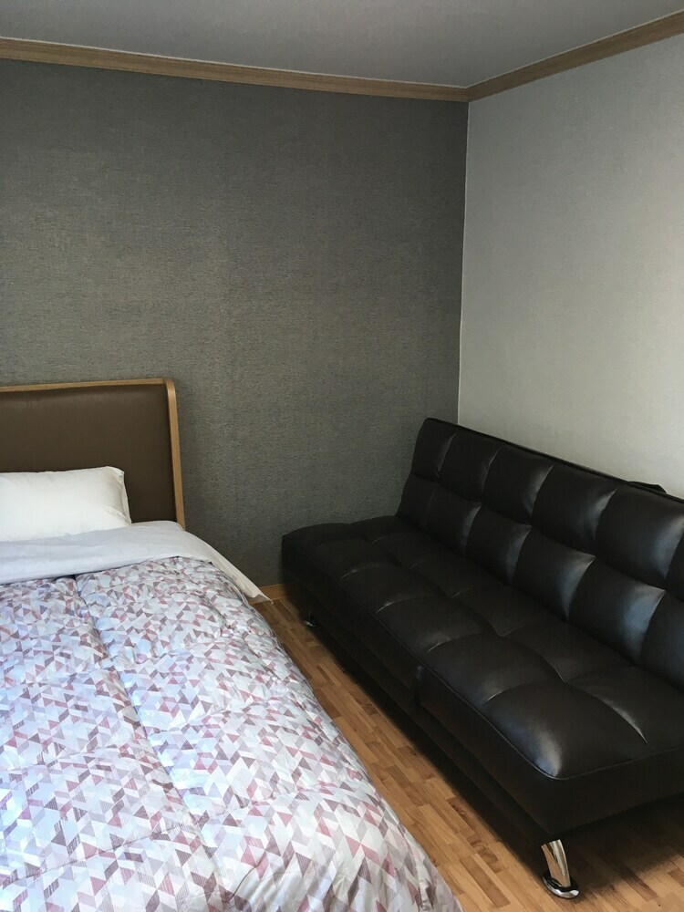 Hostal Guesthouse Ryuga - Hostel